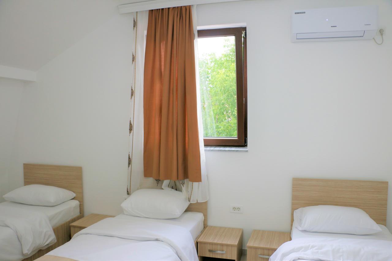 Hotel Old Konak スコピエ エクステリア 写真